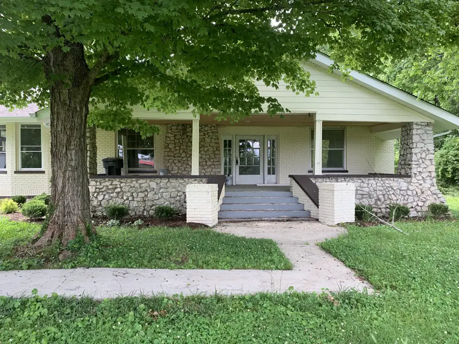 102 Rinks Cir, Columbia, TN 38401 - #2