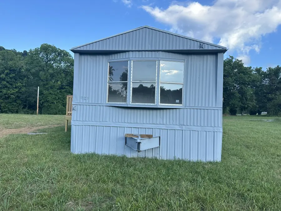 12 Young Road, Buffalo Valley, TN 38548 - Image #3