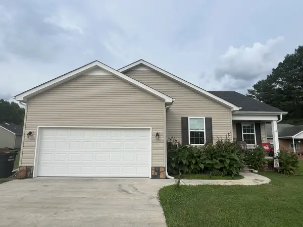 1203 S Washington St, Tullahoma, TN 37388