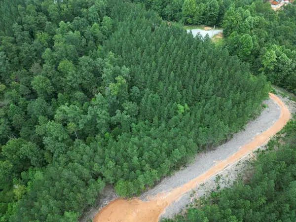 338 Juniper Dr, Linden, TN 37096