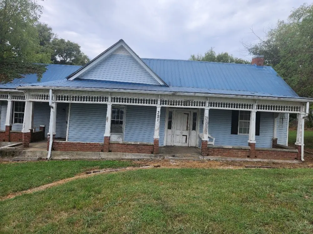 321 W Washington St, Pulaski, TN 38478 - Image #1