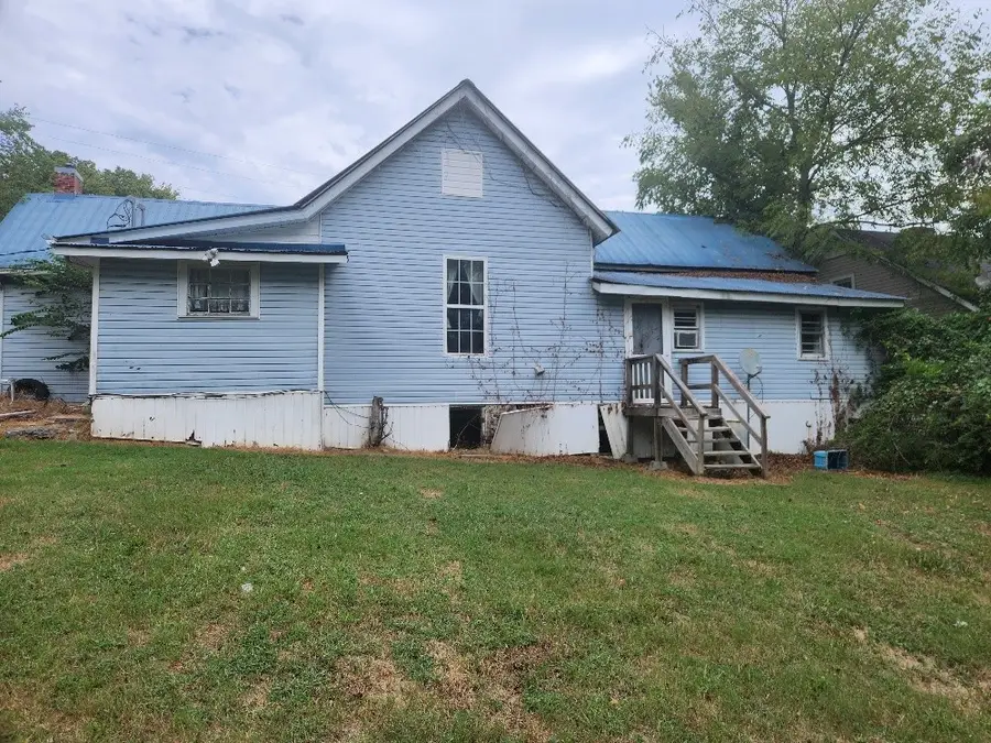 321 W Washington St, Pulaski, TN 38478 - Image #3