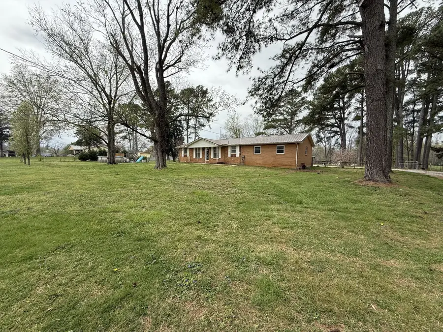 619 N Diagonal St, Decherd, TN 37324 - Image #2