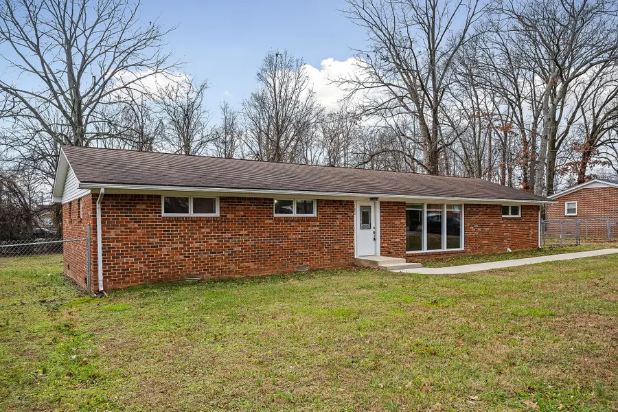 103 Ashwood Ln, McMinnville, TN 37110 - #2