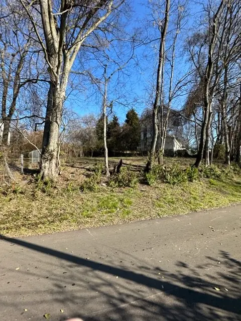 1002 Ozark St Sw, Nashville, TN 37206 - Image #1