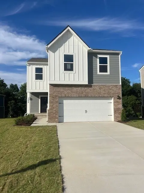 7206 Lang Avenue, White House, TN 37188 - Image #1