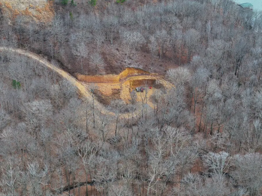 454 River Trace Dr, Dover, TN 37058 - Image #2