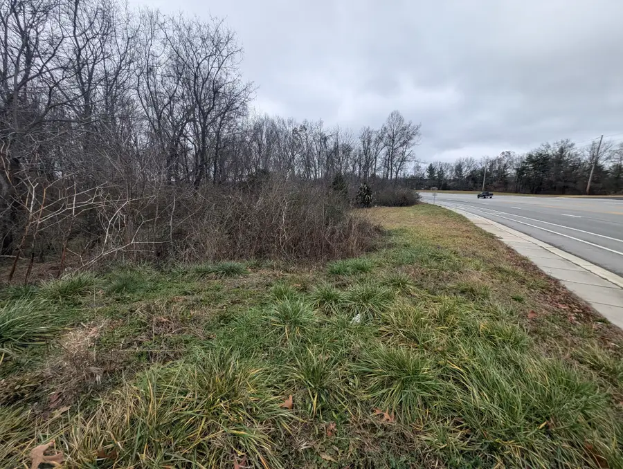 4561 Peavine Rd, Crossville, TN 38571 - #3