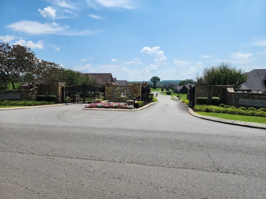 813 Stonebrook Dr, Lebanon, TN 37087 - #2