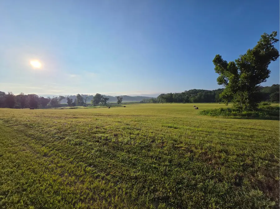 7209 Topsy Rd, Waynesboro, TN 38485 - #2