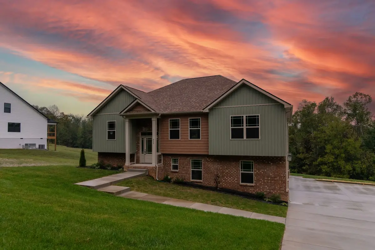 975 Palmyra Road, Clarksville, TN 37040 - #1