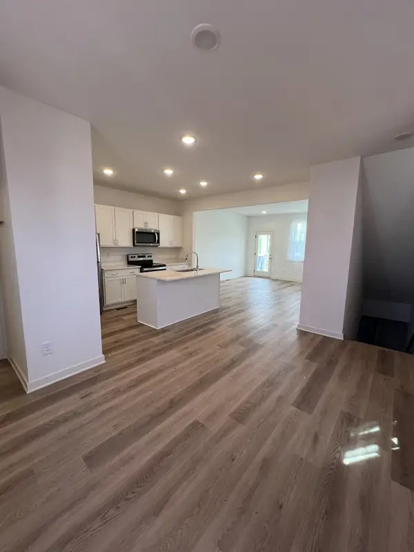 302 Williams Ave #110, Madison, TN 37115