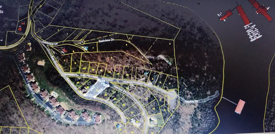 35 Bay View Dr, Lancaster, TN 38569 - Image #2