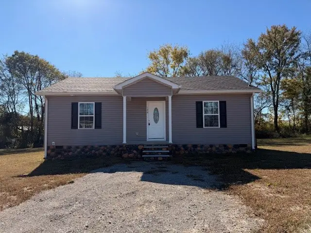 146 Hesselly Rd, Decherd, TN 37324 - Image #2