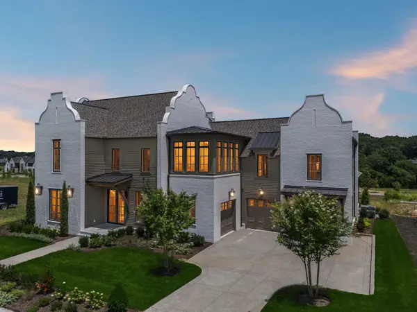 8725 Weller Ln, College Grove, TN 37046