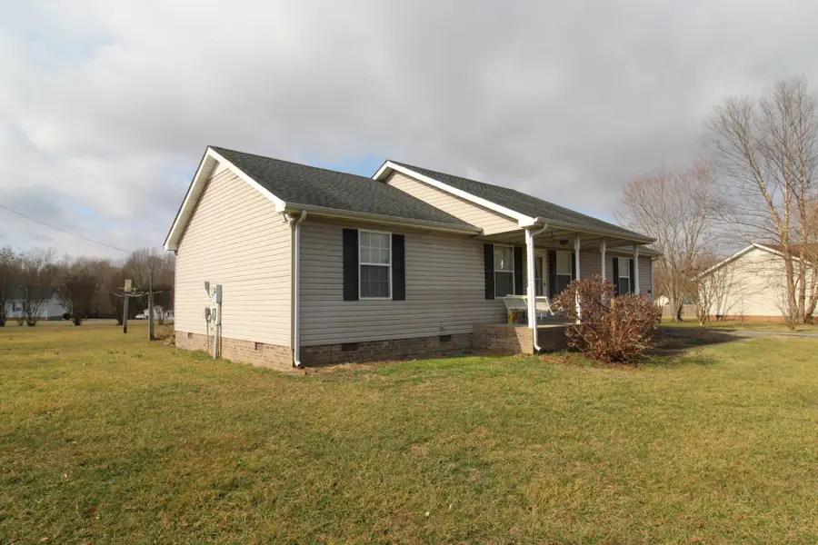 508 Blue Sky Cir, Lafayette, TN 37083 - Image #2