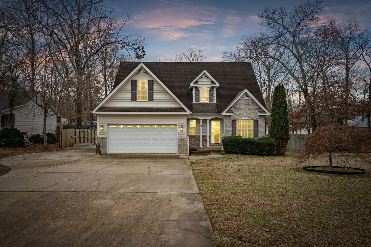 82 Hope Cir, Estill Springs, TN 37330 - Image #1