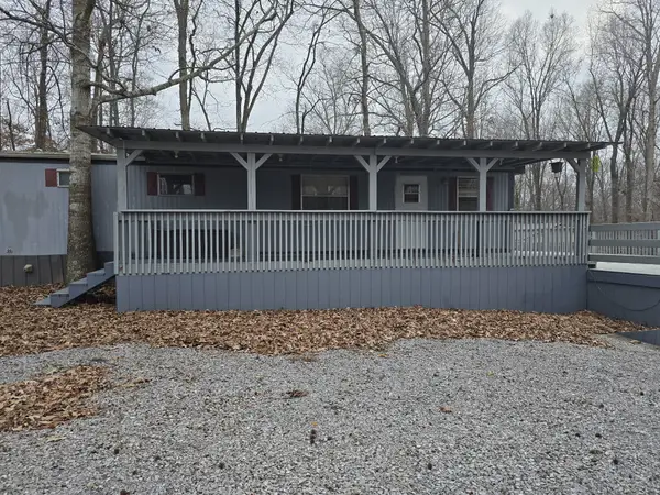 5 Lakeshore Ct, Cadiz, KY 42211