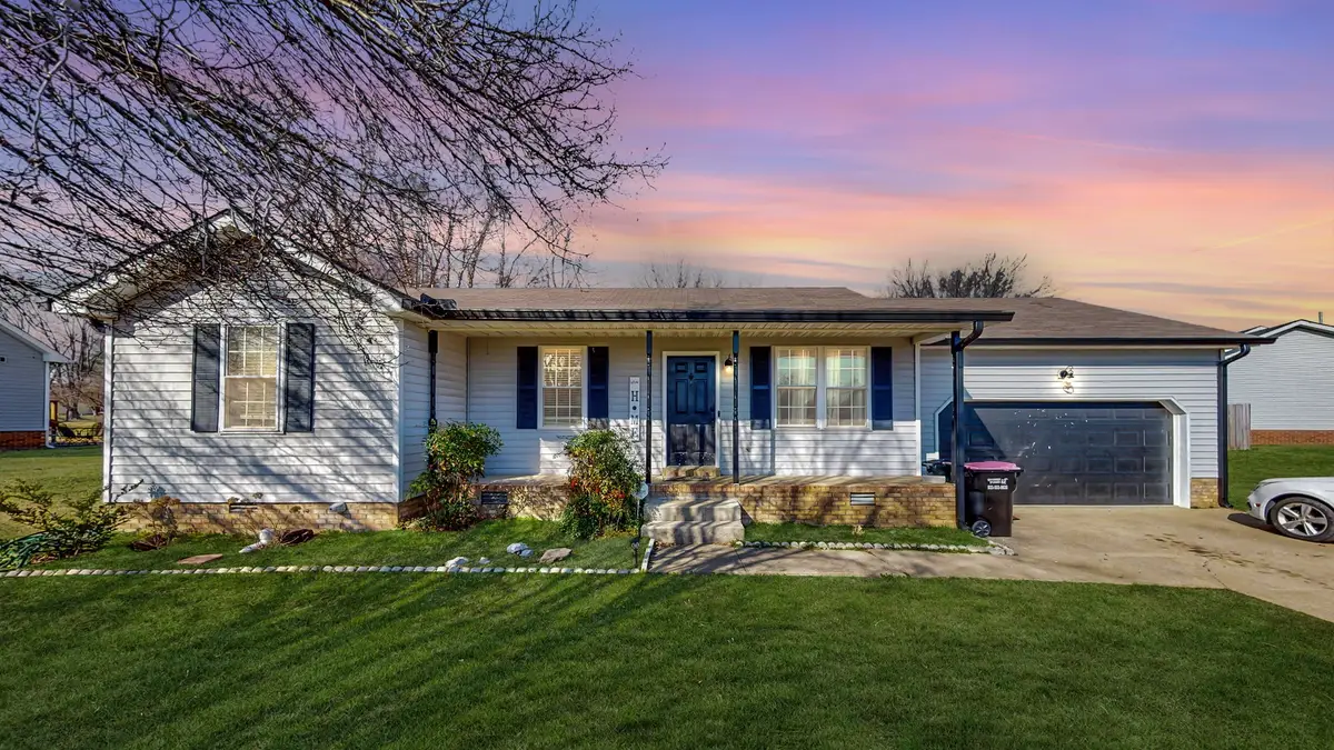 1014 Sunday Silence Dr, Greenbrier, TN 37073 - Image #1