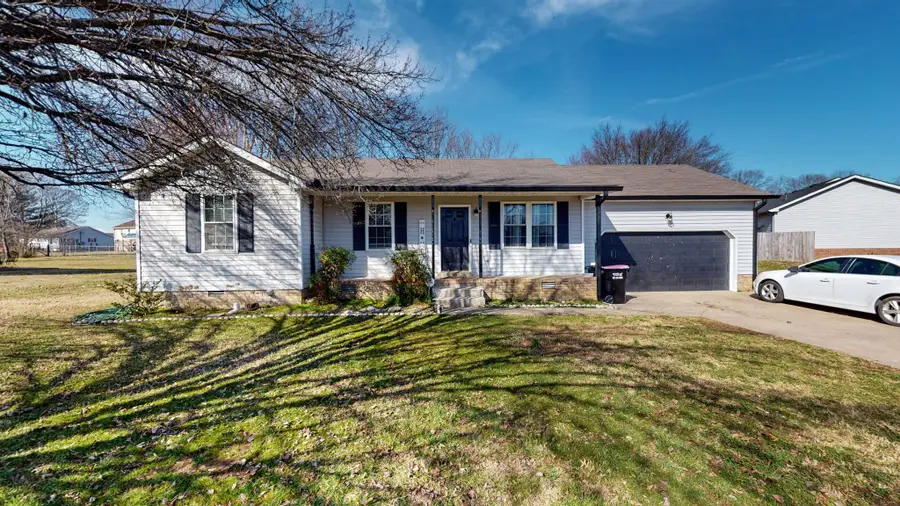 1014 Sunday Silence Dr, Greenbrier, TN 37073 - Image #3