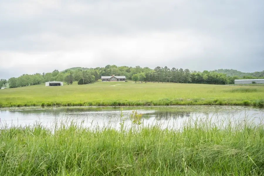 521 Coop Rd, Bell Buckle, TN 37020 - Image #2