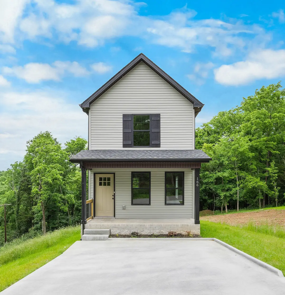 166 Oak St, Clarksville, TN 37042 - #1