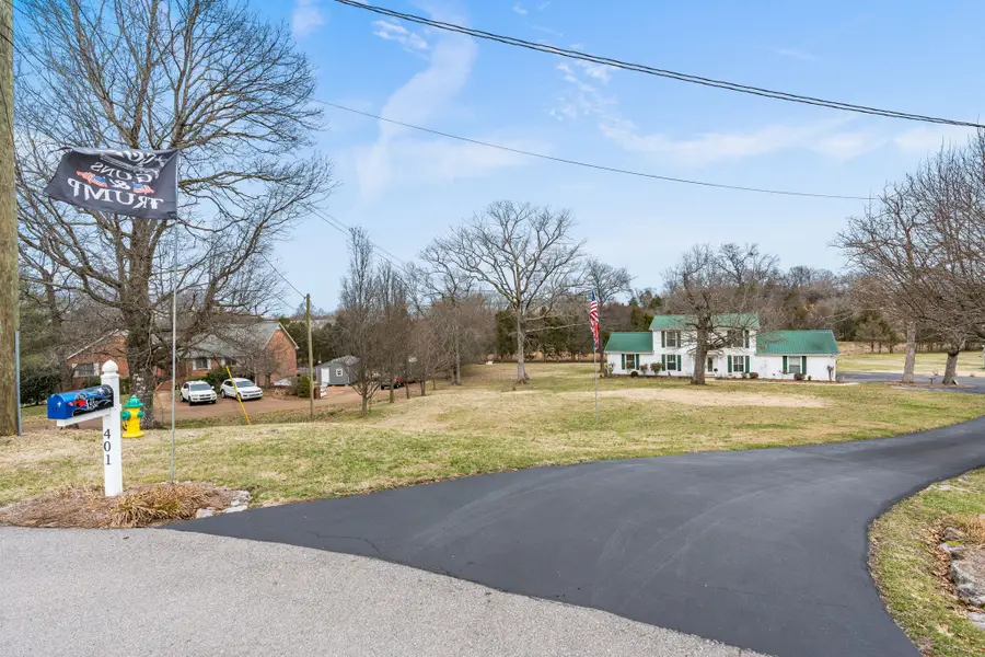 401 Bluegrass Ct, Lebanon, TN 37090 - Image #2