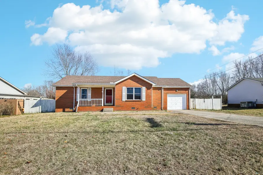 1204 Hand Dr, Clarksville, TN 37042 - #2