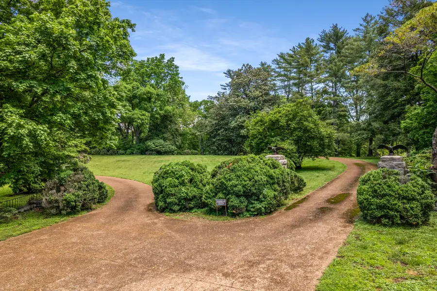 104 Lynnwood Blvd, Nashville, TN 37205 - Image #2