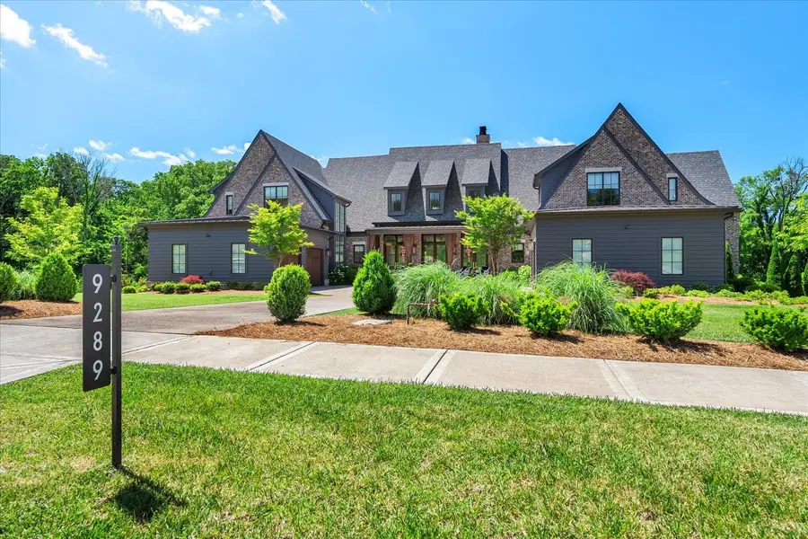 9289 Fordham Dr, Brentwood, TN 37027 - #2