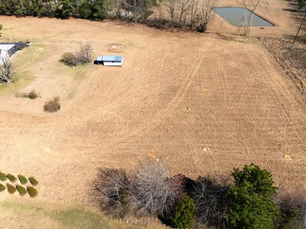 3 Old Pond Lane, Dickson, TN 37055