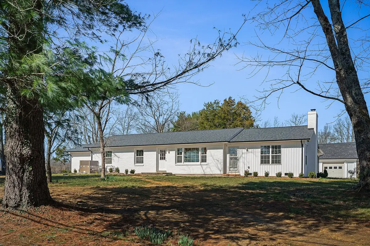 5898 Hilham Rd, Cookeville, TN 38506 - Image #1