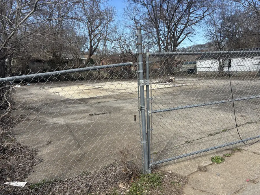 1306 Jones Ave, Nashville, TN 37207 - Image #2