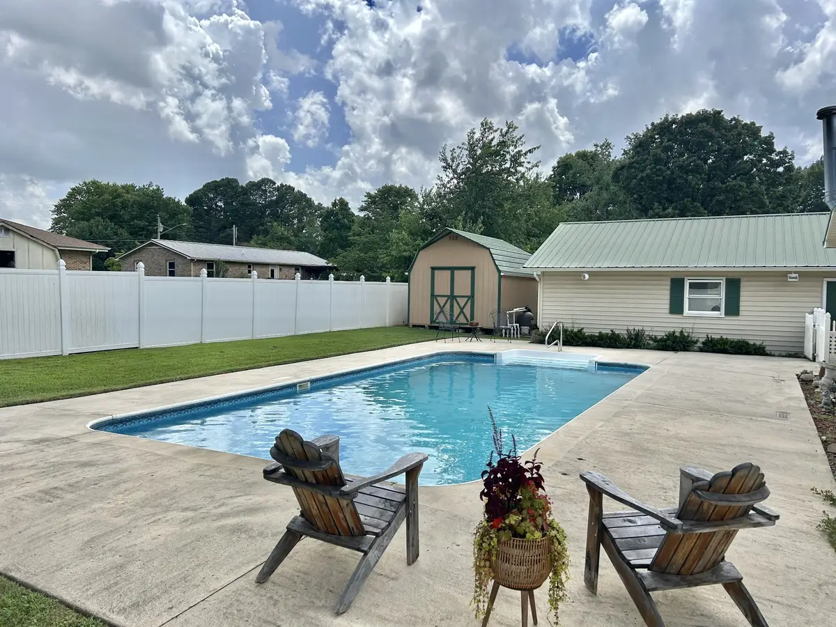 1306 Mcmahan St, Manchester, TN 37355 - Image #1