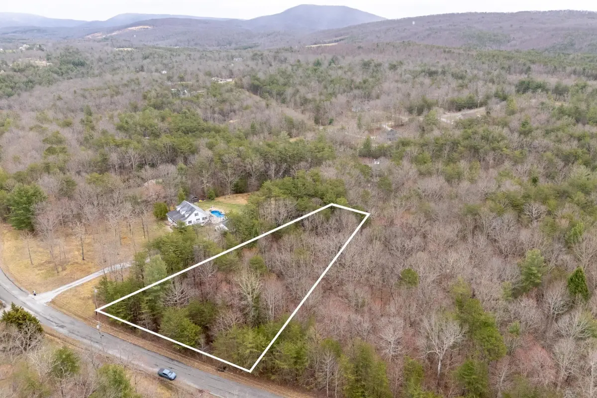 31 Goodstock Rd, Crossville, TN 38555 - Image #1