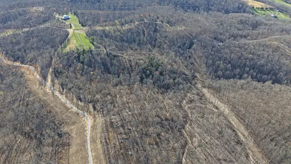 5 Oak Ridge Rd, Vanleer, TN 37181