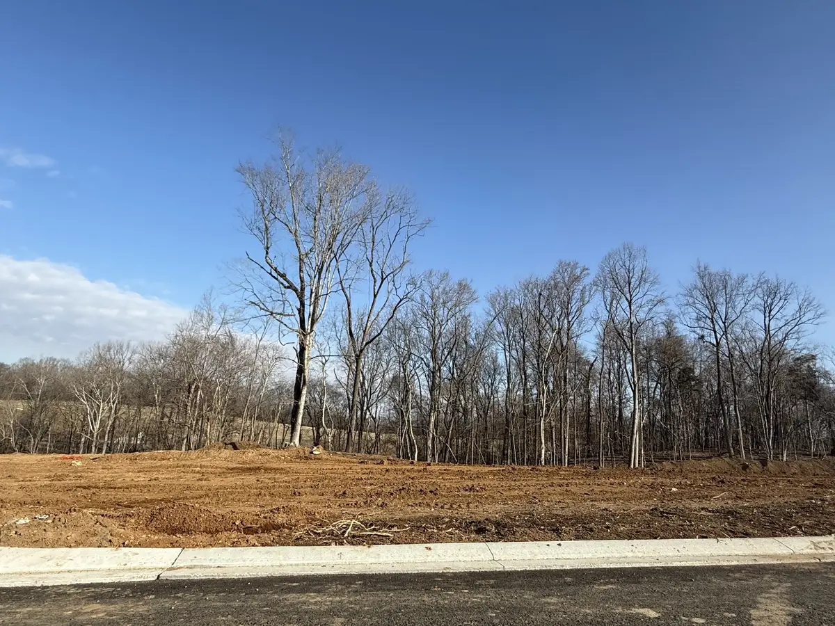 5712 Nola Dr, Arrington, TN 37014 - Image #1