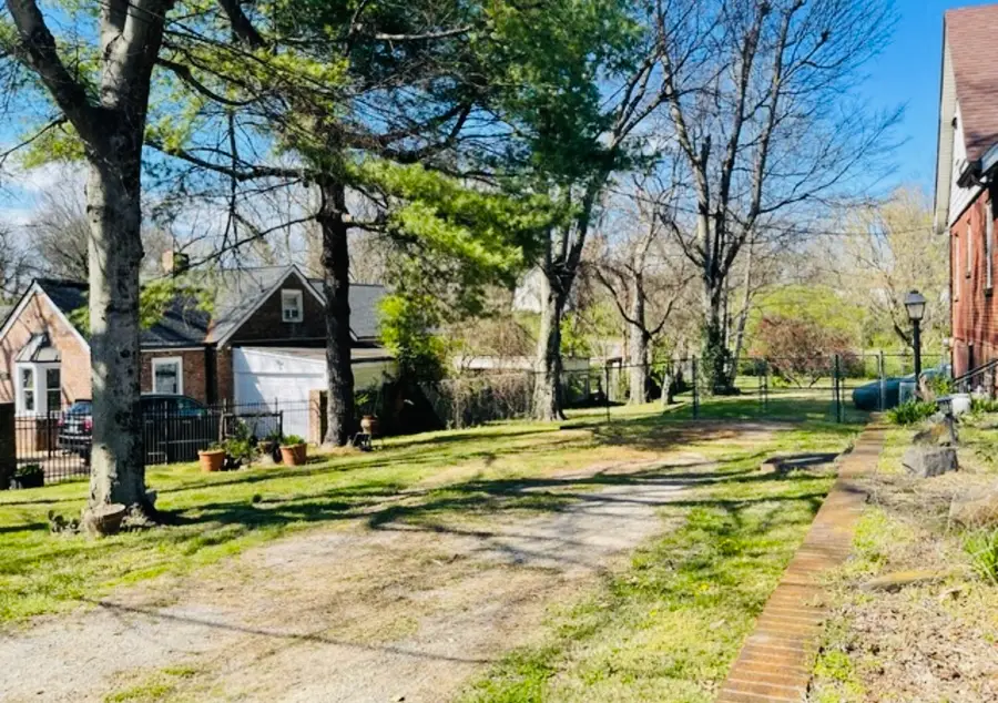 1007 Petway Ave Ne, Nashville, TN 37206 - Image #2