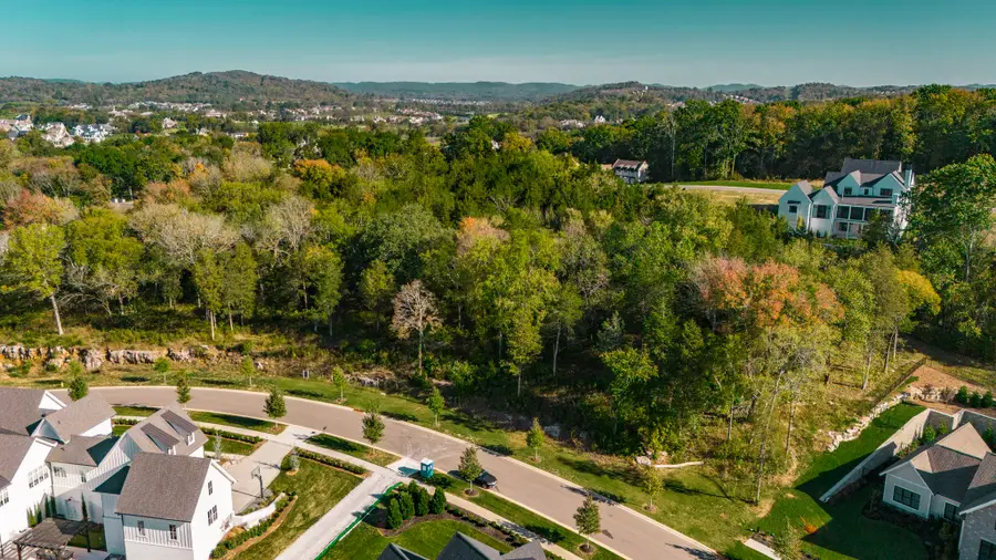 8704 Ashbrook Ln, College Grove, TN 37046 - Image #3