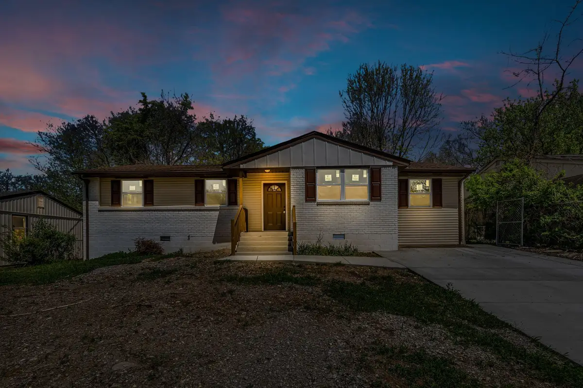 1916 Louanne Dr, Nashville, TN 37217 - Image #1