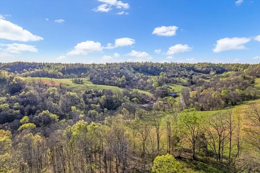 1624 Bartlett Hollow Rd, Petersburg, TN 37144 - Image #2