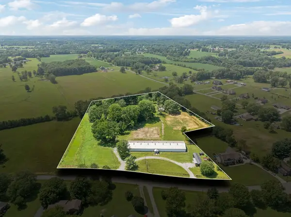 253 Halltown Rd, Cottontown, TN 37048