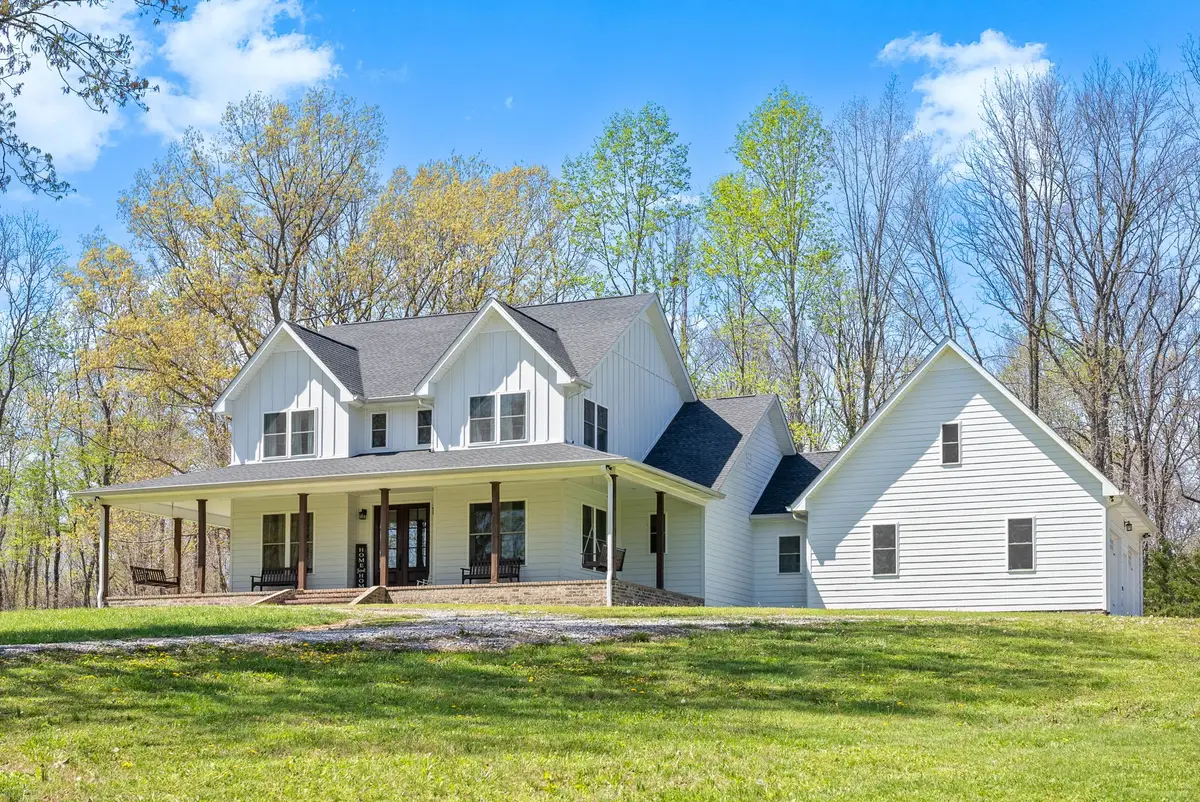 234 Davis Ln, Erin, TN 37061 - Image #1