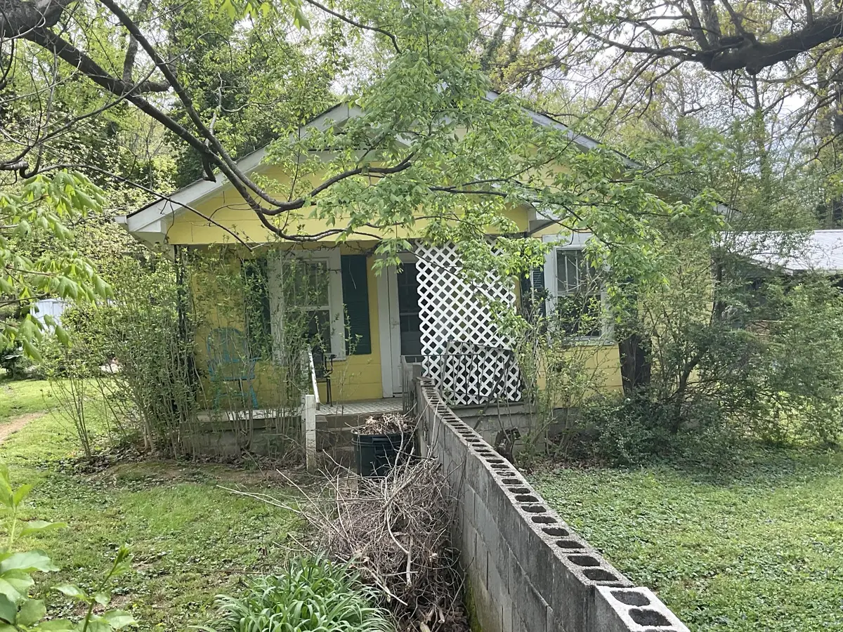 10 Kellys Ferry Ave, Chattanooga, TN 37419 - Image #1