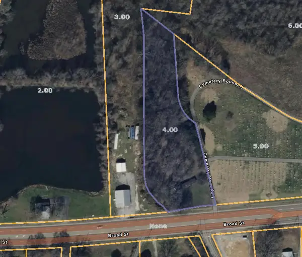 0 Broad St W, Hollow Rock, TN 38342