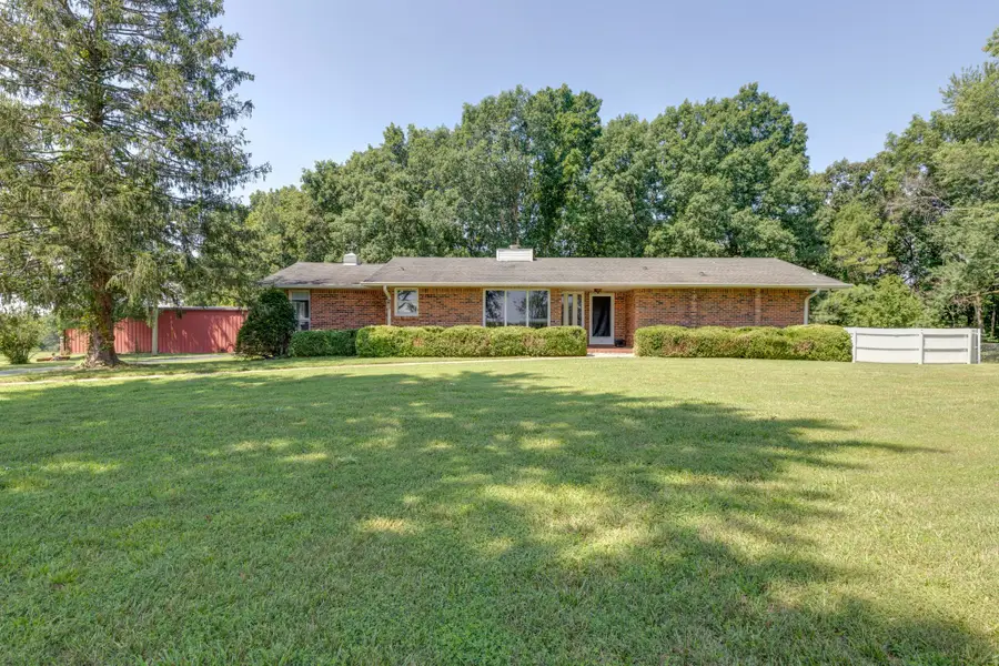 1075 Batson Mill Rd, Charlotte, TN 37036 - Image #3