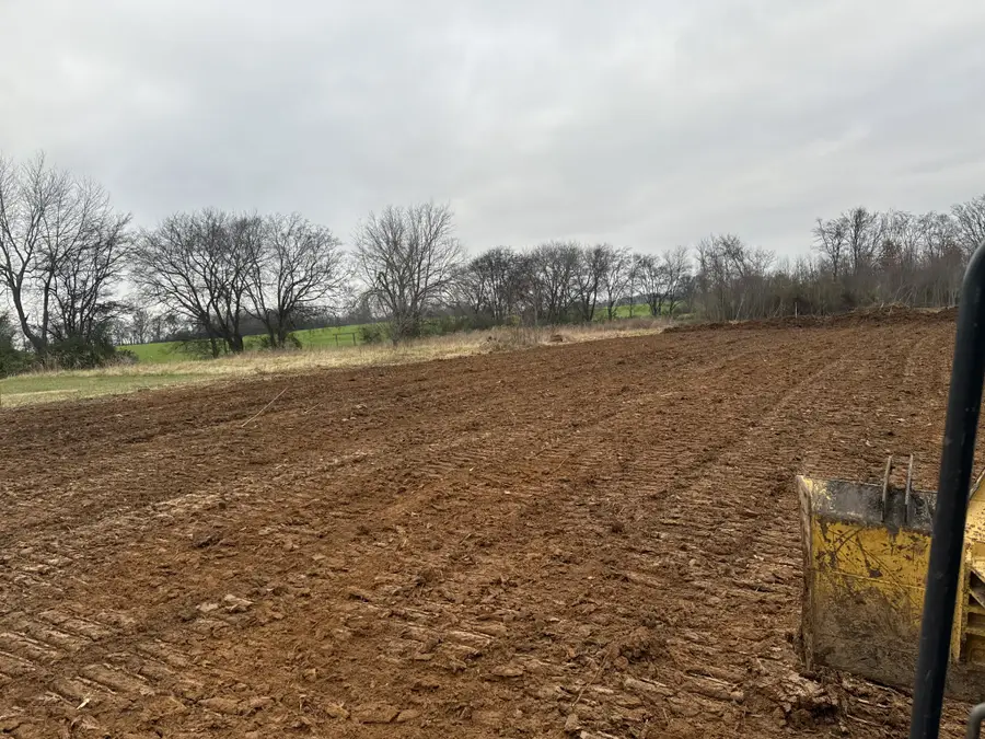 548 Vances Mill Rd, Franklin, KY 42134 - Image #2