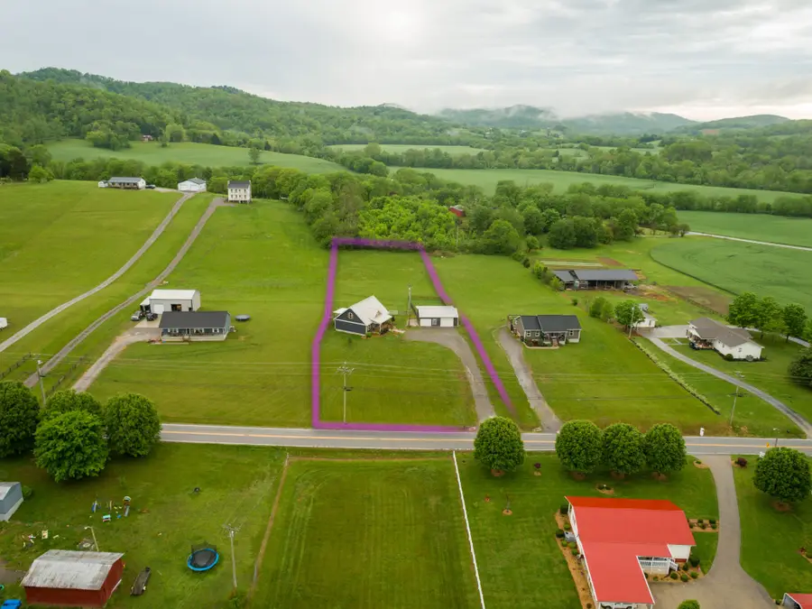 425 Hickman Rd, Liberty, TN 37095 - Image #2