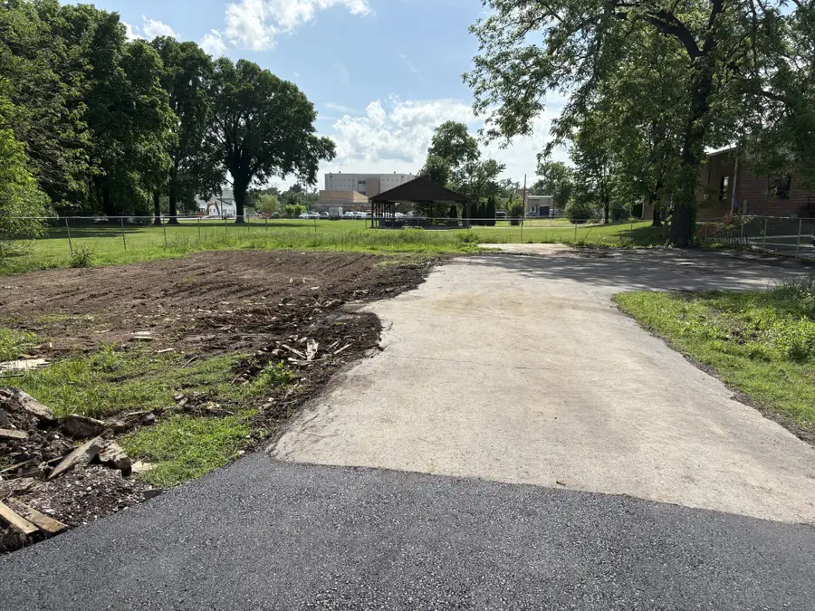 212 Boyers Ave S, Gallatin, TN 37066 - #2