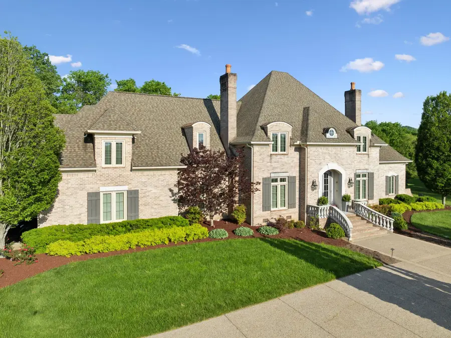 504 Lake Valley Ct, Franklin, TN 37069 - Image #2